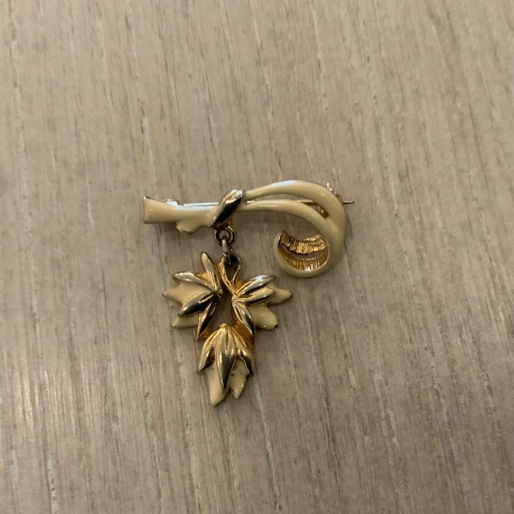 Vintage Brooch